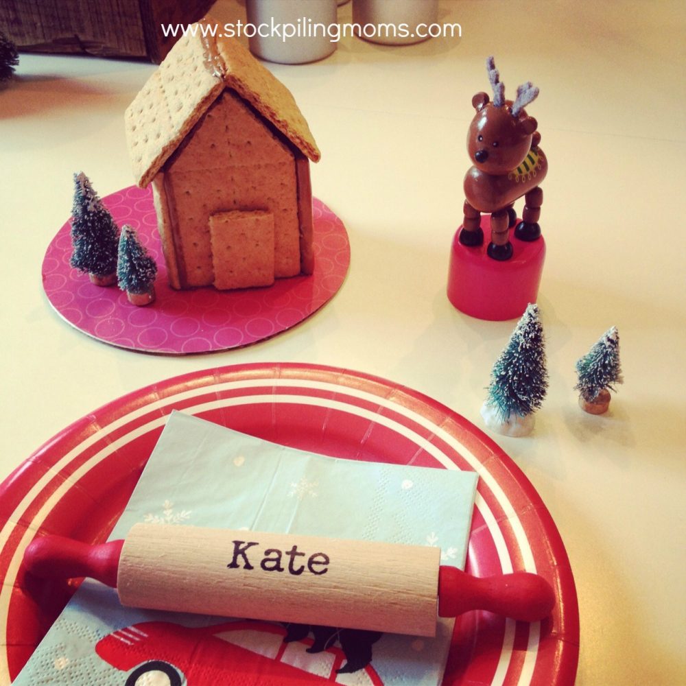 How To Host a Gingerbread House Decorating Party