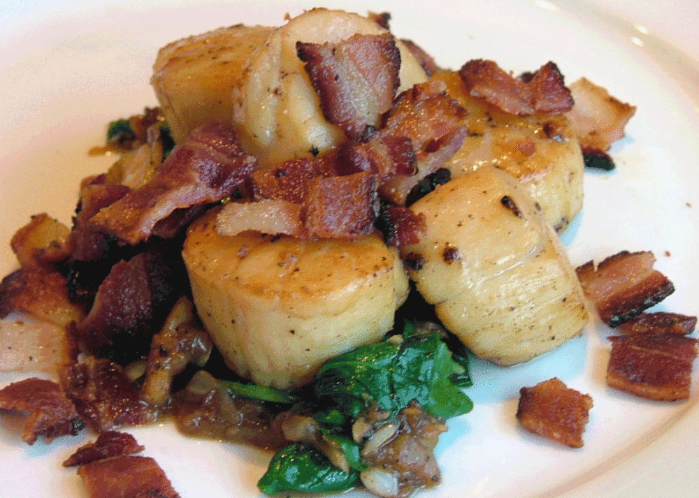 Gluten-Free Scallops with Bacon & Spinach