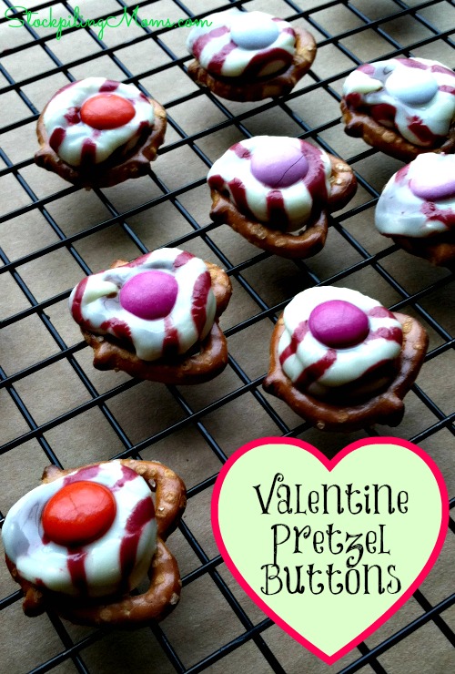 Valentine Pretzel Buttons