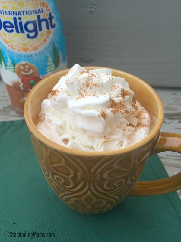 Homemade Gingerbread Latte (Starbucks Copycat Recipe)