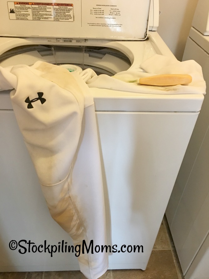 How to remove Stains from Baseball Pants