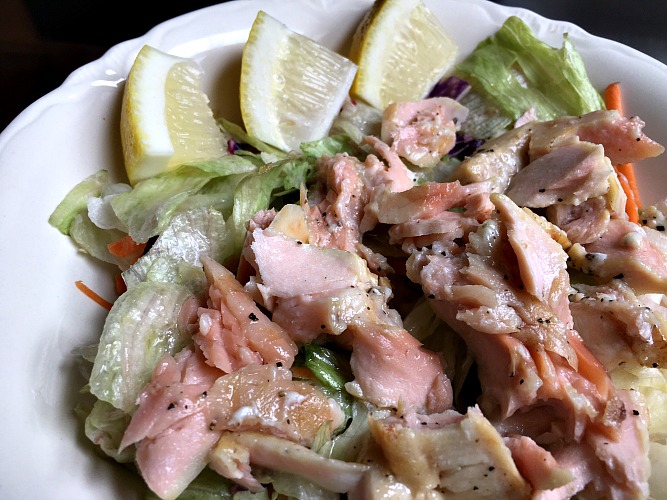 Easy Keto Salmon Fresh Salad