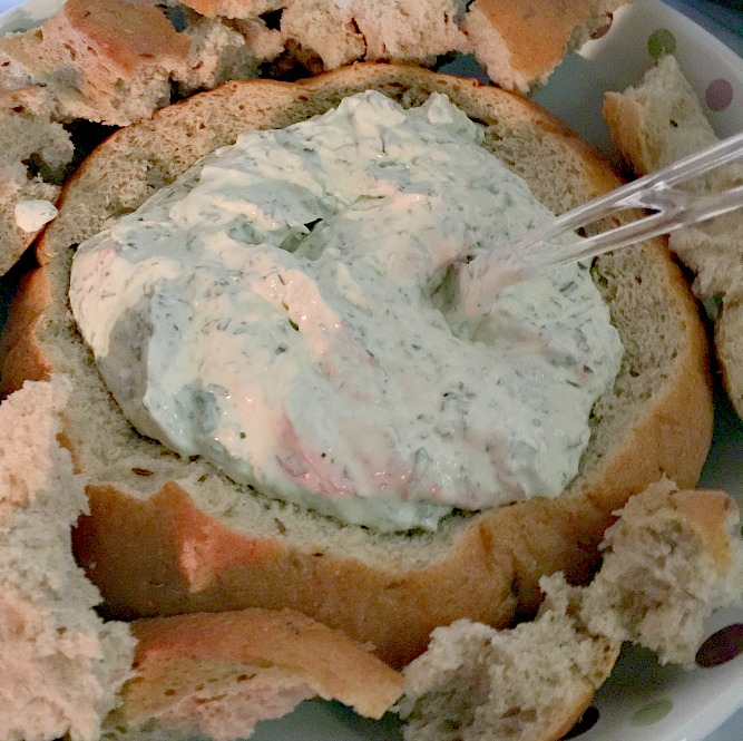 Spinach Dip Bread Bowl Recipe