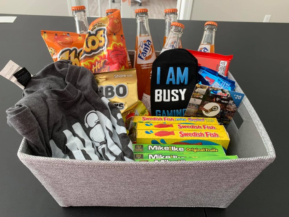 20 Ideas for Creating the Ultimate Gamer Gift Basket