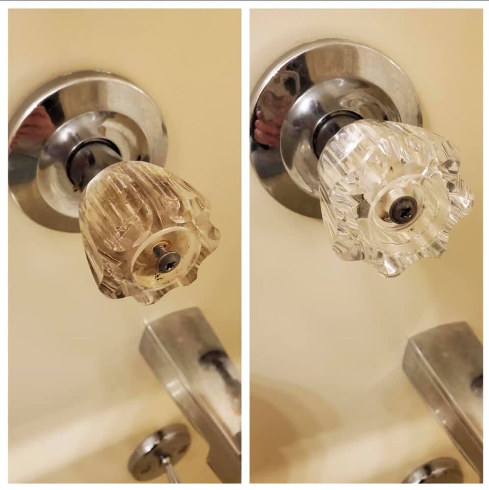 How to clean bathroom knobs