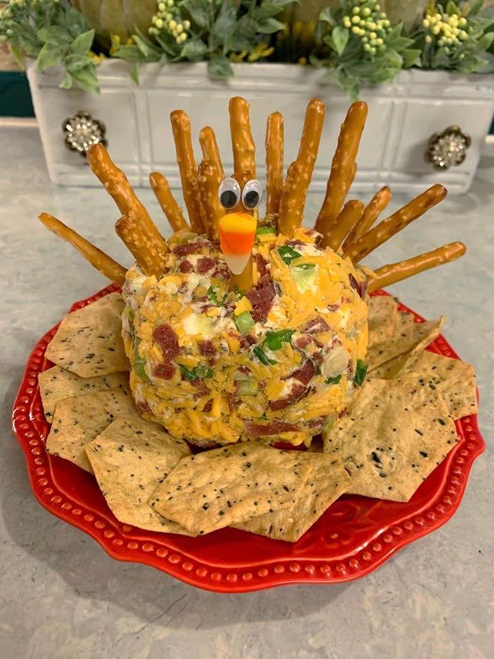 Turkey Cheese Ball for Thanksgiving