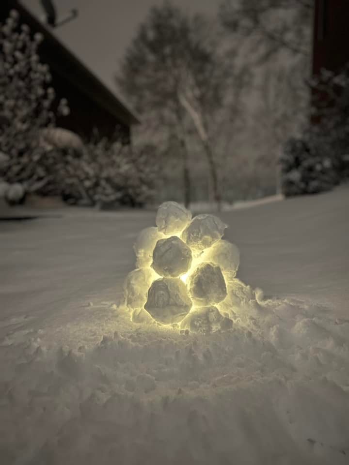 Winter Snow Gel Candle -  Sweden