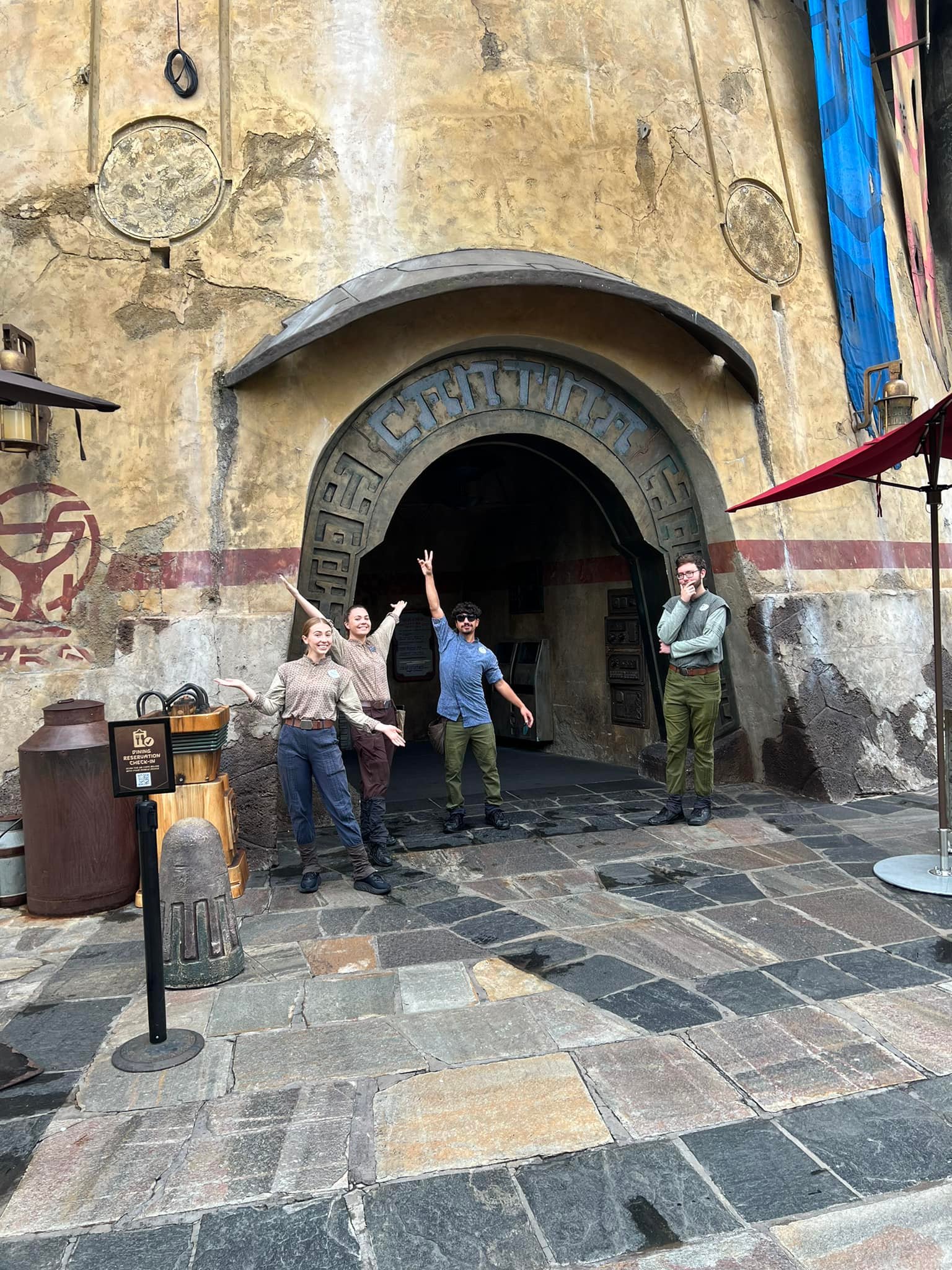 Oga's Cantina Review – Globetrotting Disney Blog