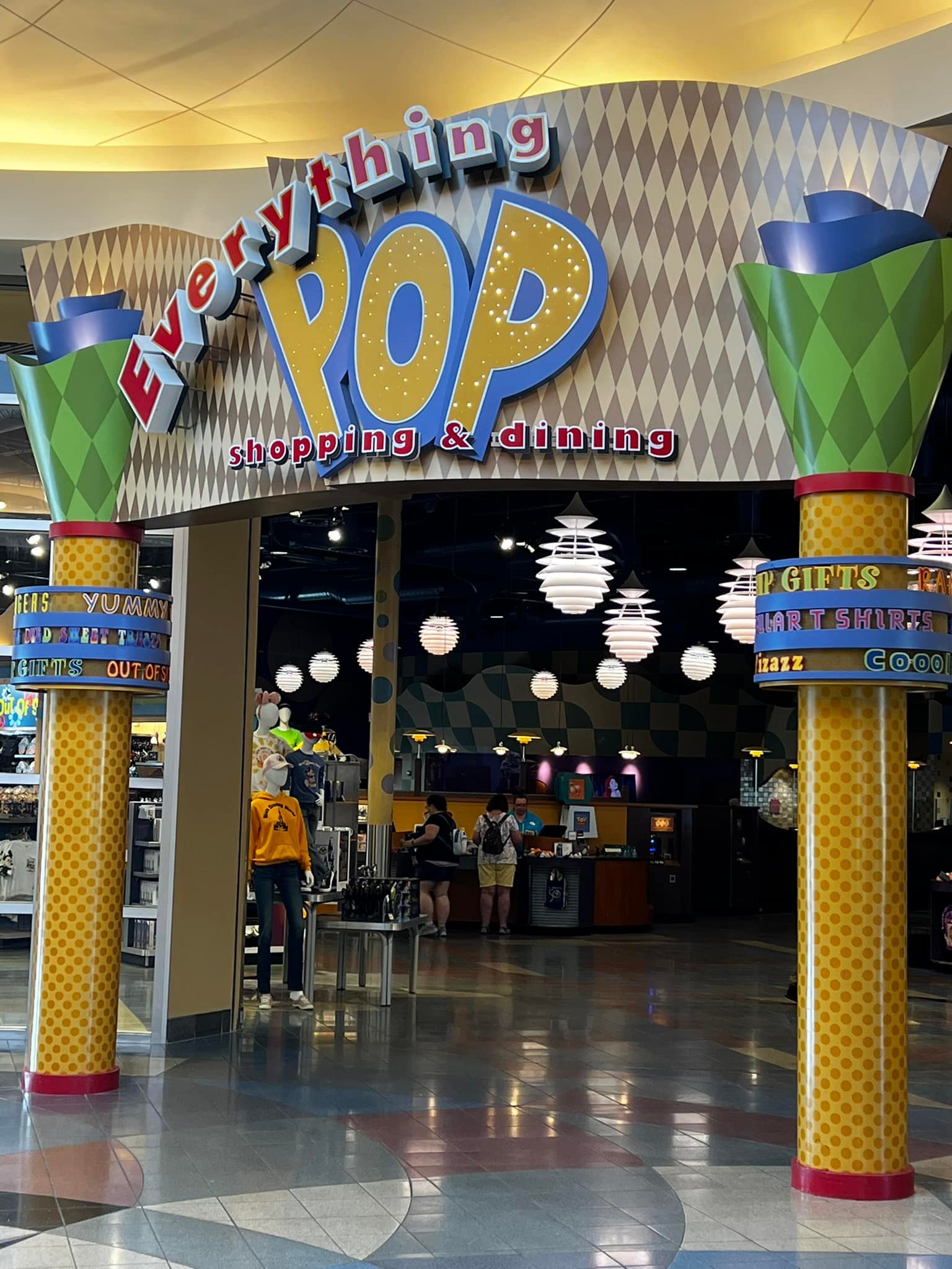 Pop Century Quick Service Review